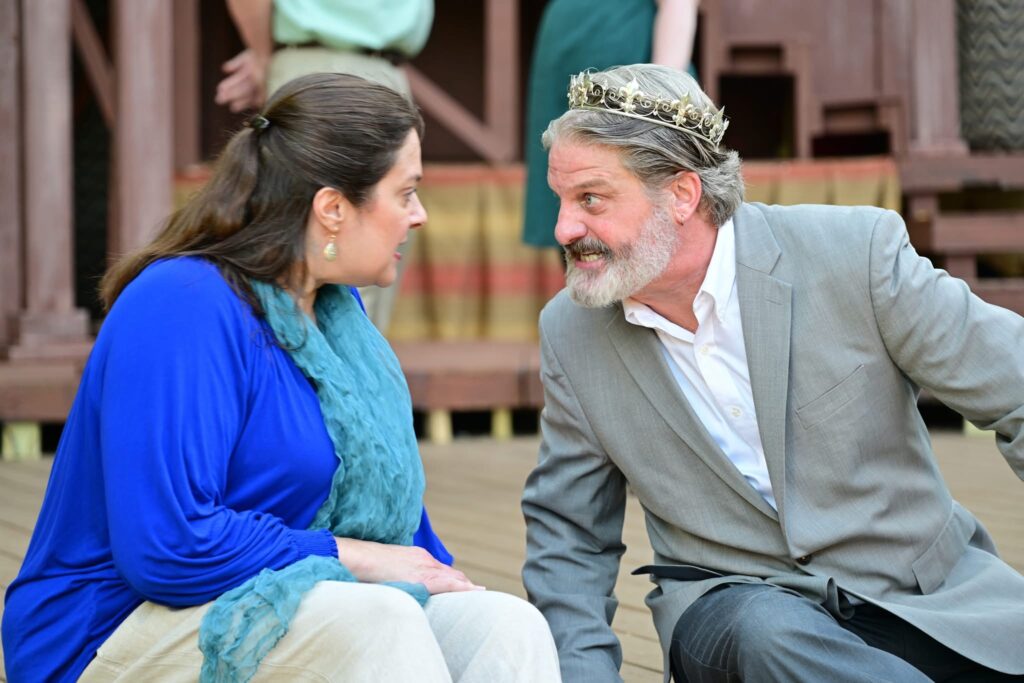 Lee Neibert portraying King Lear